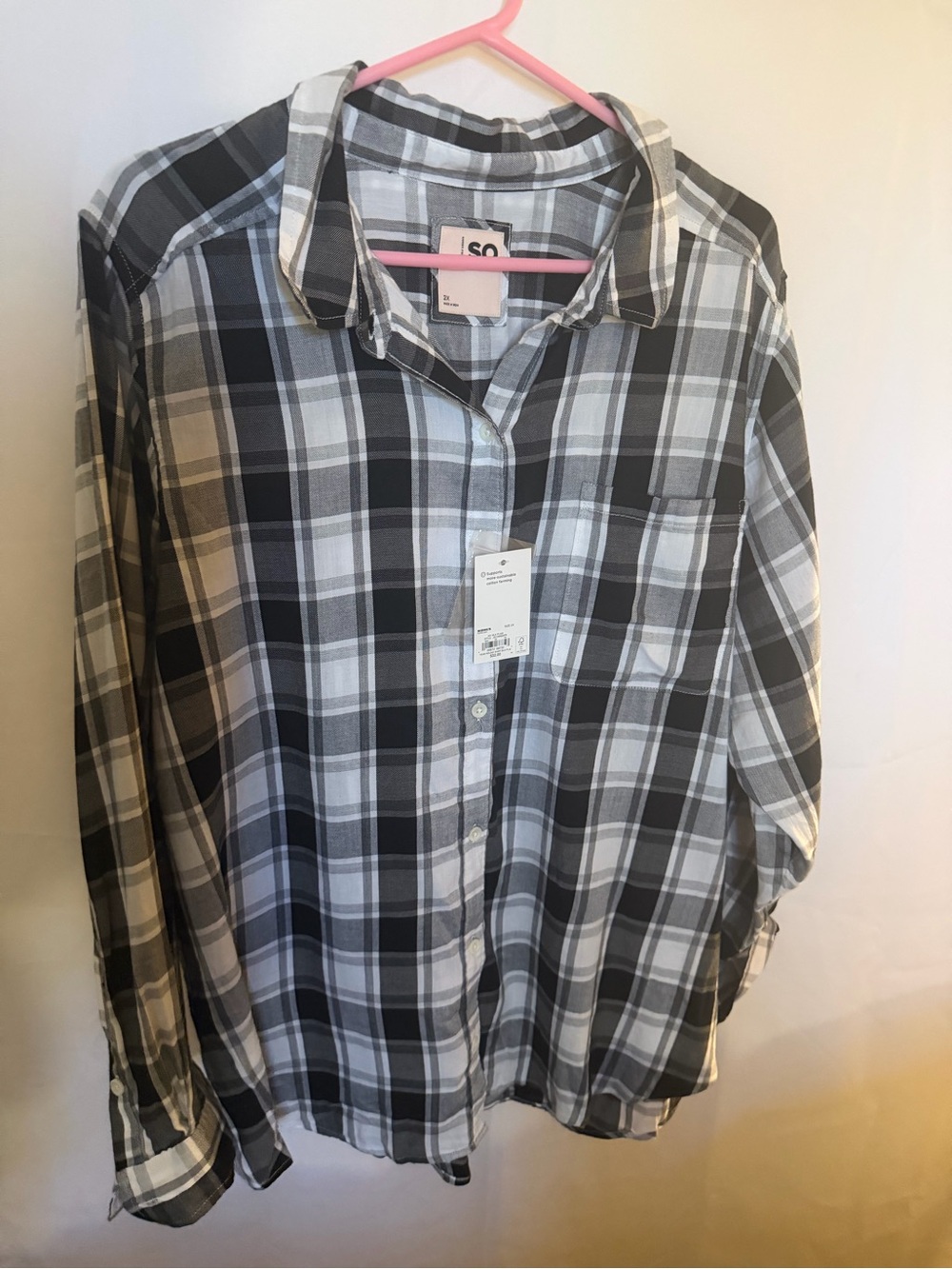 SO Junior Black & Gray Plaid Button-Up Shirt